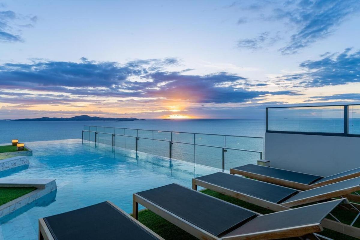 Apartemen Exclusive High Floor 2 Bed Sea View Luxury *