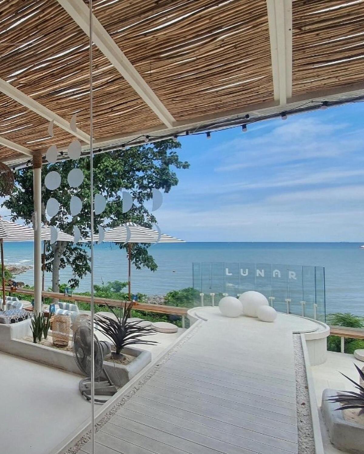 Exclusive High Floor 2 Bed Sea View Luxury Apartemen *
